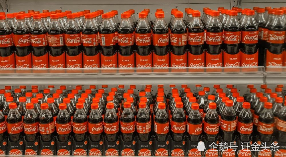 但英国医学专家认为,男子死于饮用过多可乐的可能性并不