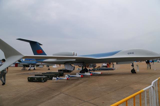 珠海航展开幕海陆空装备齐登场国产无人机成亮点