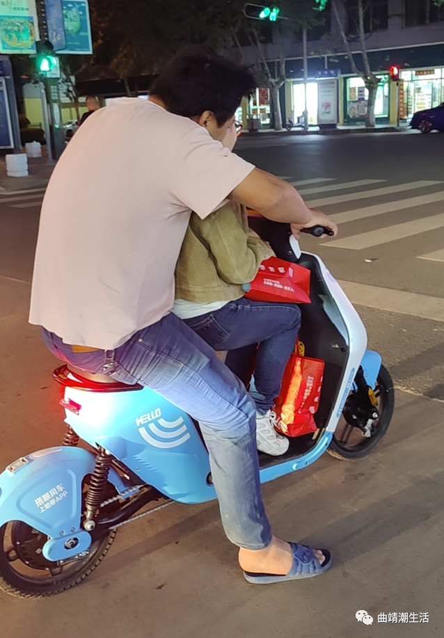 桔电单车2元就能骑行15分钟据小编实际骑行青桔,哈啰小编看了吓到瑟瑟