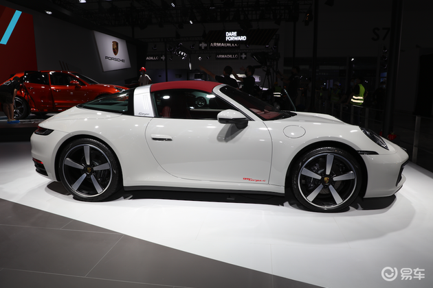 保时捷911 targa,911carrera 2021天津车展:实拍图解保时捷911 targa 4