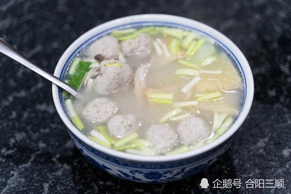 生汆丸子汤制作