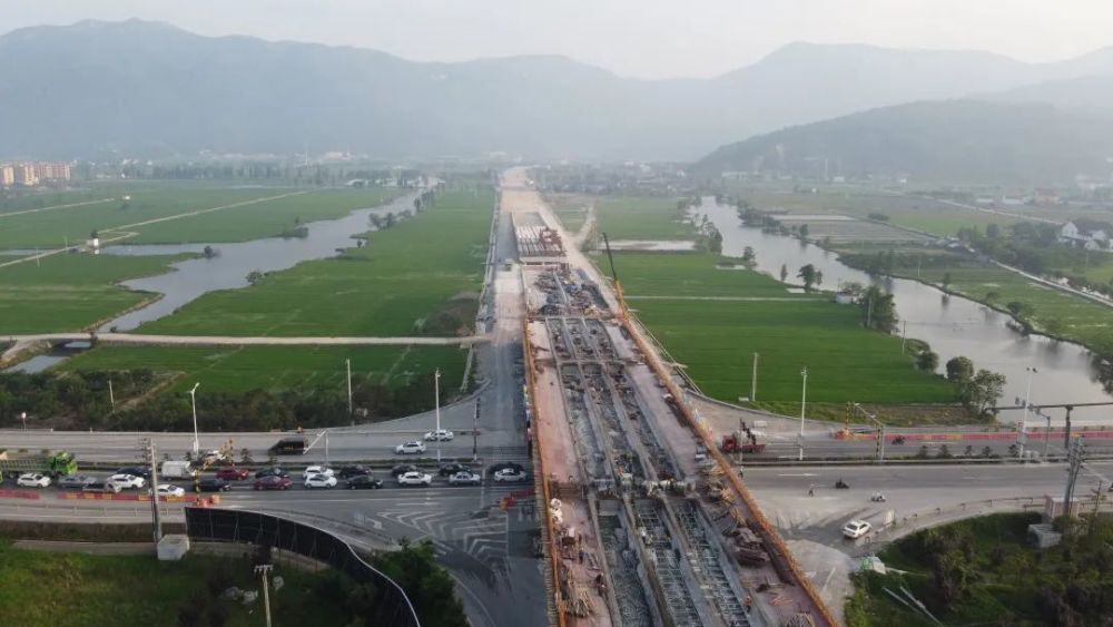 热烈祝贺温州平阳228国道顺利通车