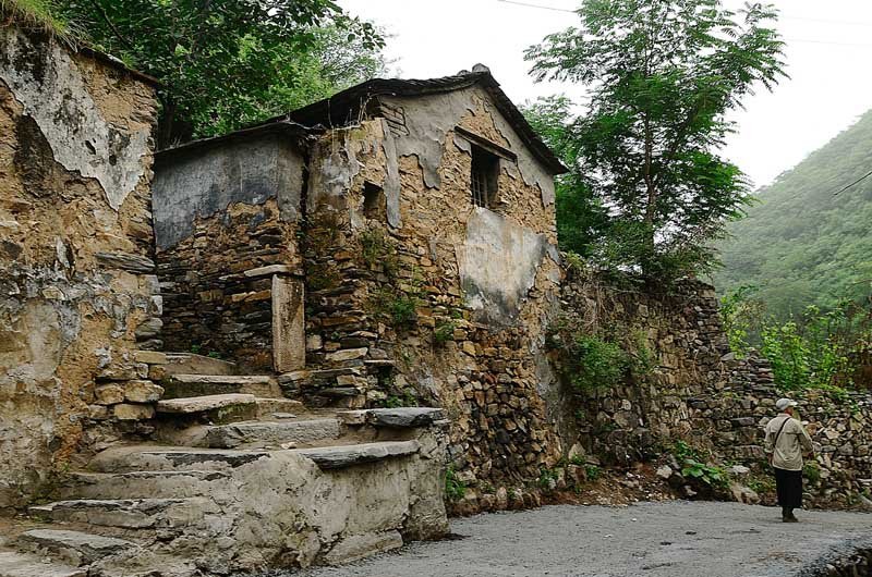 北京一处绝美古村落,600余间四合院依山而建,人少景美适合秋游