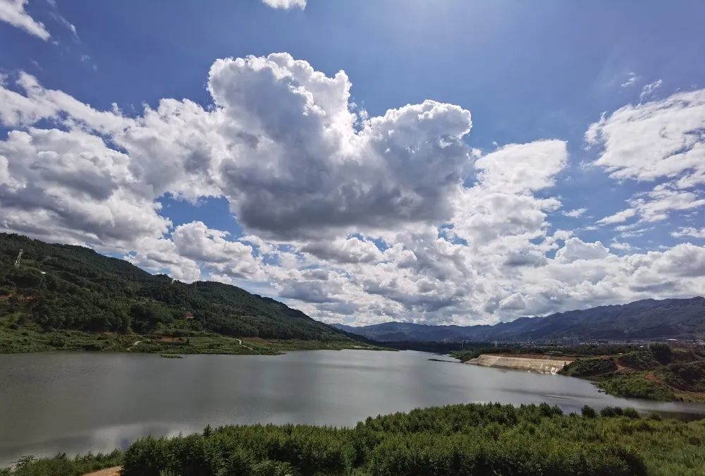 美丽家园建设永德县德党河水库成为永德市民休闲游玩好去处