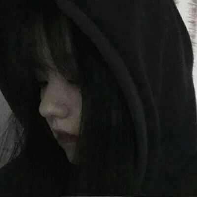 微信头像丨伤感女头微丧悲伤女生头像