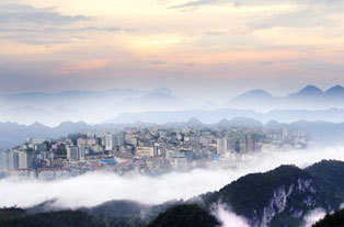 黔江峡谷城美景