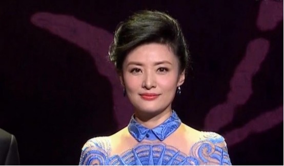 前央视名脸周涛:离开央视真实目的被扒,再婚嫁富豪52岁靓丽动人
