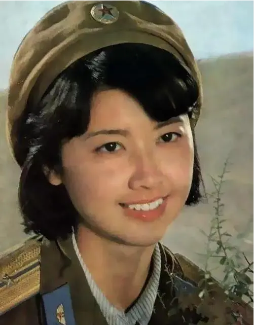 容貌出众,60岁却不生孩子的6位女星,杨丽萍为了跳舞拿掉孩子