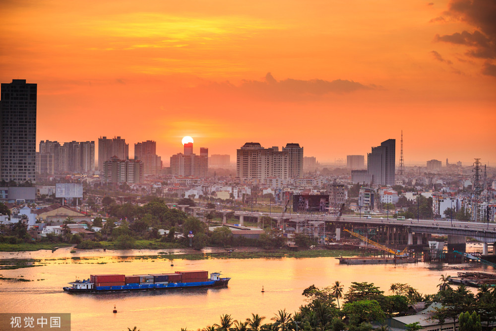 越南胡志明市19年gdp_越南胡志明市2019年经济论坛开幕 对标中国上海,金融中心成重点(3)