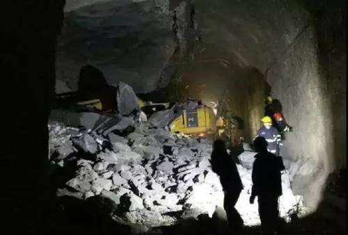 今天上午四川一隧道发生坍塌!当遇到隧道灾祸时,要这样自救