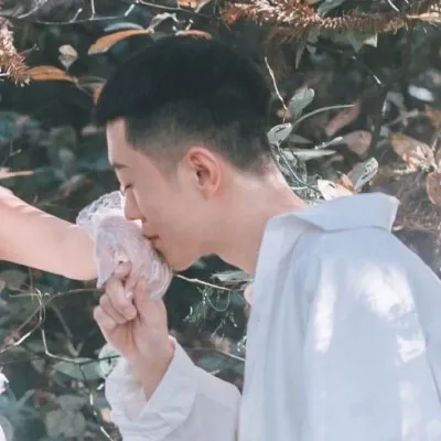 情侣头像你是我见过的所有风景中最耀眼的那个