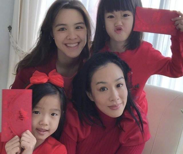 钟丽缇大女儿即将出道,身材丰满欧美范十足,有望成为
