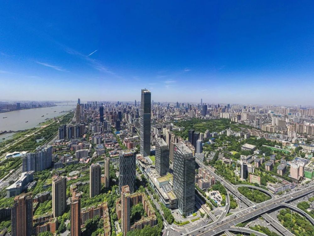 由中建五局三公司承建的超高层项目—武汉永清商务综合区a地块a1