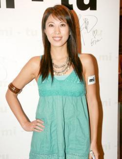 香港知名女歌手确诊乳癌已进行切除,家族遗传妹妹也曾患癌