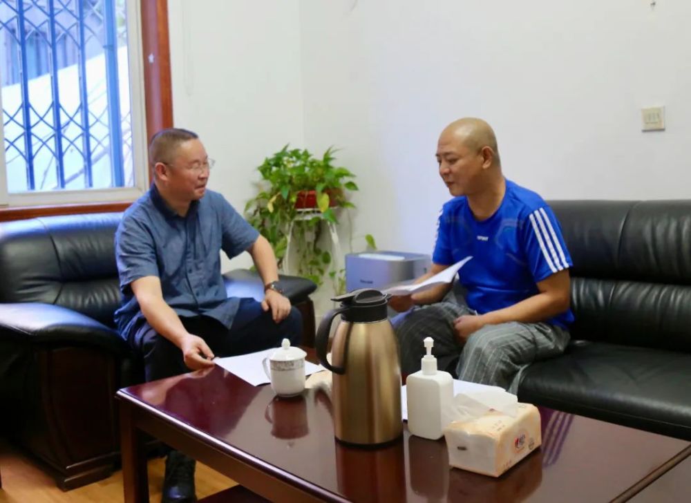 教育整顿吴长福检察长到成都铁检院调研指导教育整顿工作