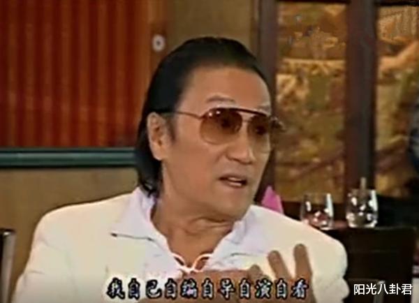 果然,电影拍完后,甄珍就在谢贤甜言蜜语的攻势下被稳稳拿下.