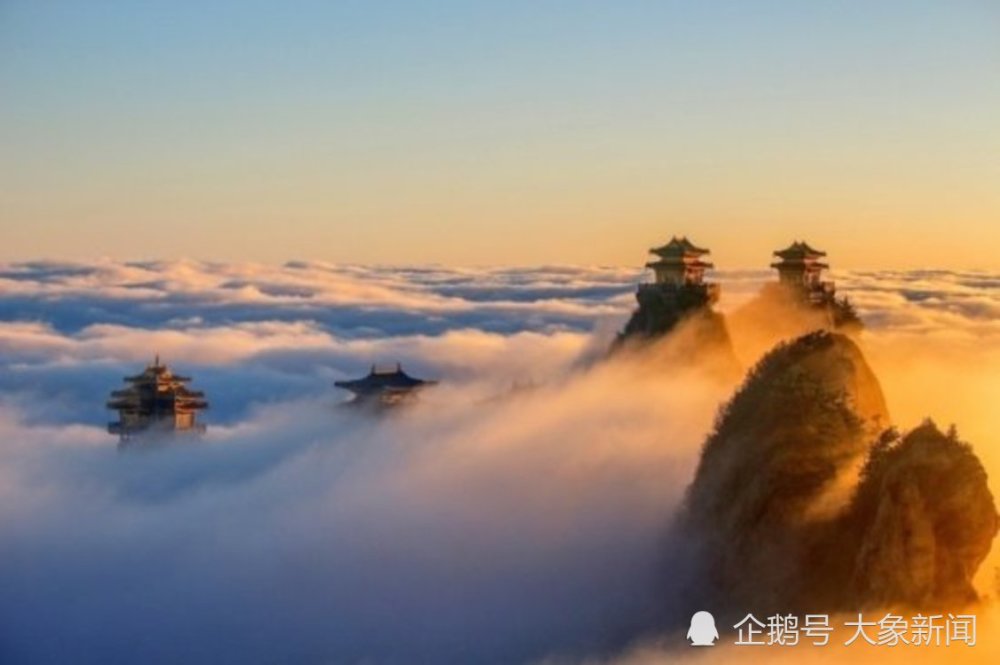 按照国家"限量,错峰,预约"等相关规定, 10月2日老君山景区实名预约