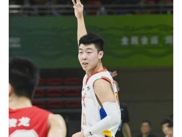 辽宁队的新秀俞泽辰有没有可能进入中国男篮?杜锋会给他机会吗?