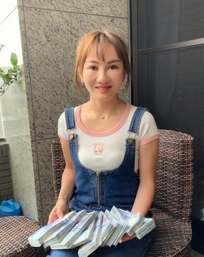 高明女人事业风生水起资产过亿家庭幸福美满包容丈夫前妻