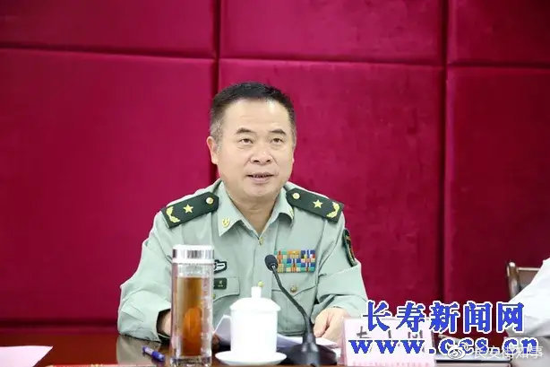 重庆警备区副司令员南小冈,出任湖南省军区司令员