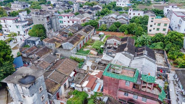 曹边村,800年历史的古村落,整个村子都是原住民