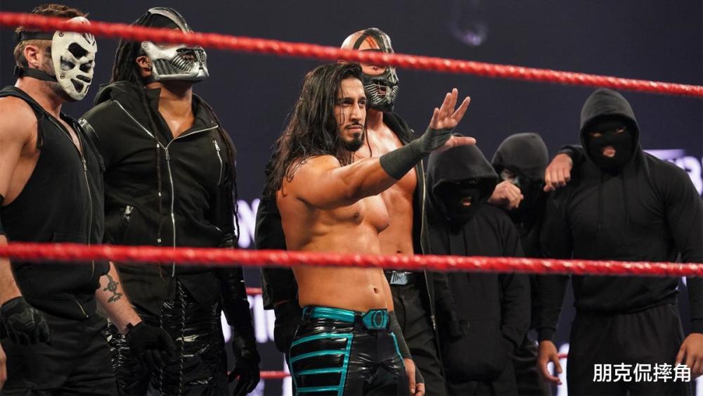 wwe明星转会首日追加名单曝光又一实力组合被拆散