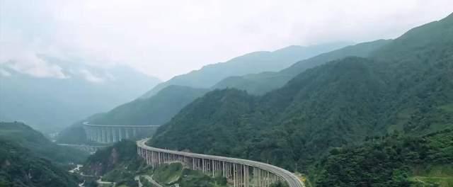 广西又开始动工修建一条高速公路