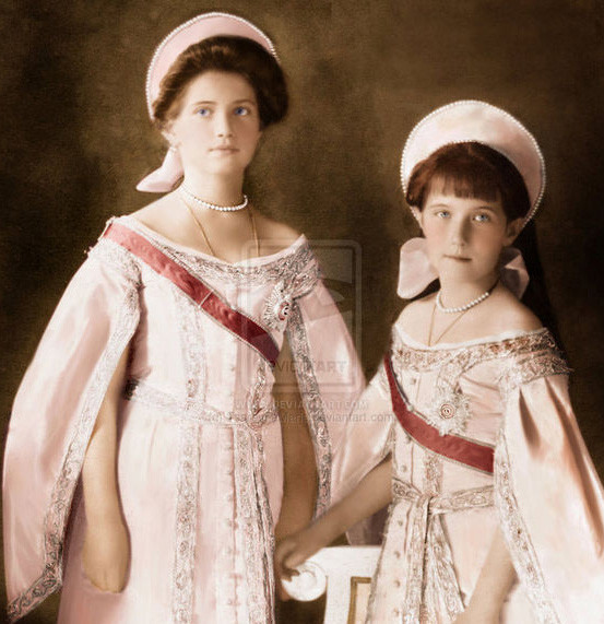 末代沙皇的女儿如同童话里的公主,英国女王的孙女的容貌一言难尽