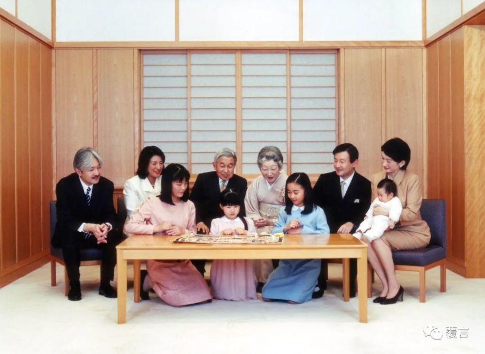 日本明仁天皇有1个女儿,3个孙女,谁是皇室第一美女?