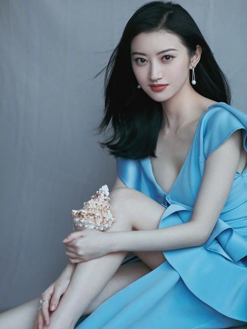 家世成谜被传景甜是万达董事之后差别不是一般的大