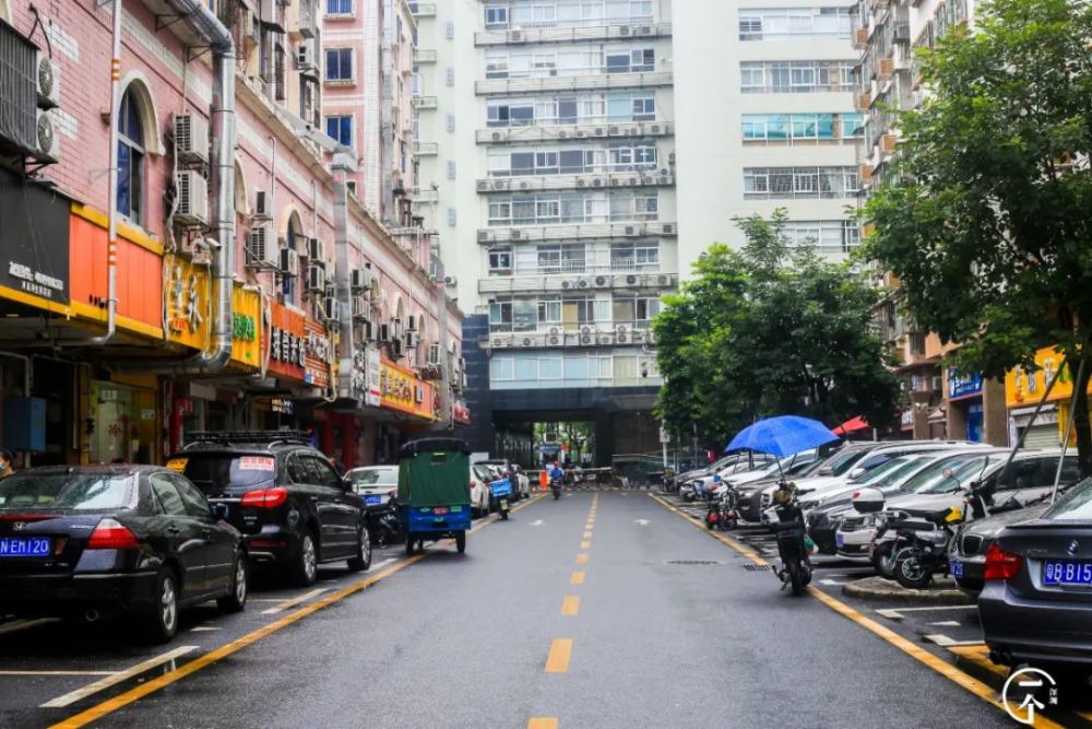 位于南山西丽的新围村便可以满足你的需求,但据说,月薪没个一万起步