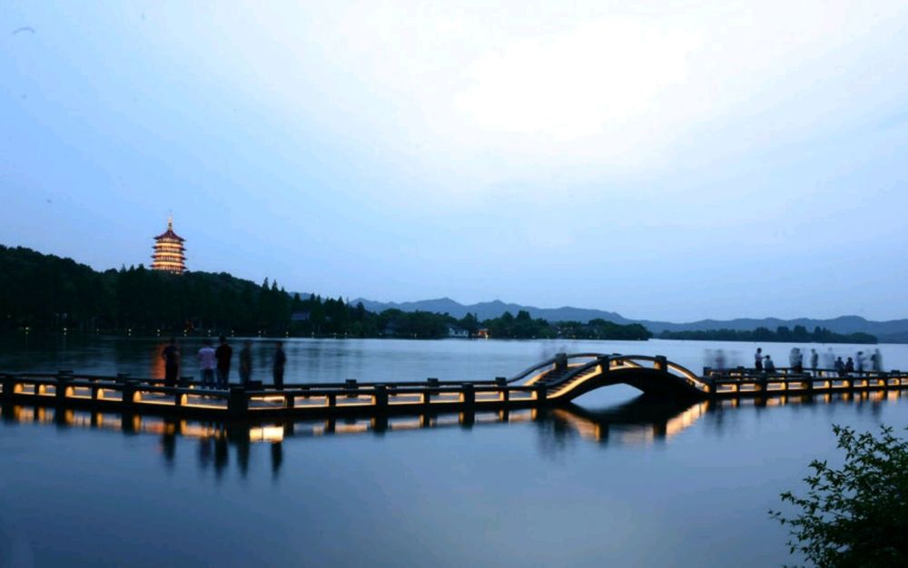 杭州西湖为什么成为游人的恶梦游客来一次身心很累