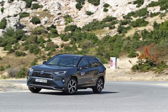 测试全新丰田rav4 phev:插电混动能否更上一层楼?