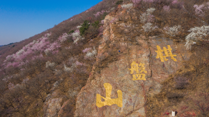 陨石山,石人山还有巴尔虎山,圣迹山,七星山山水资源丰富的沈阳棋盘山