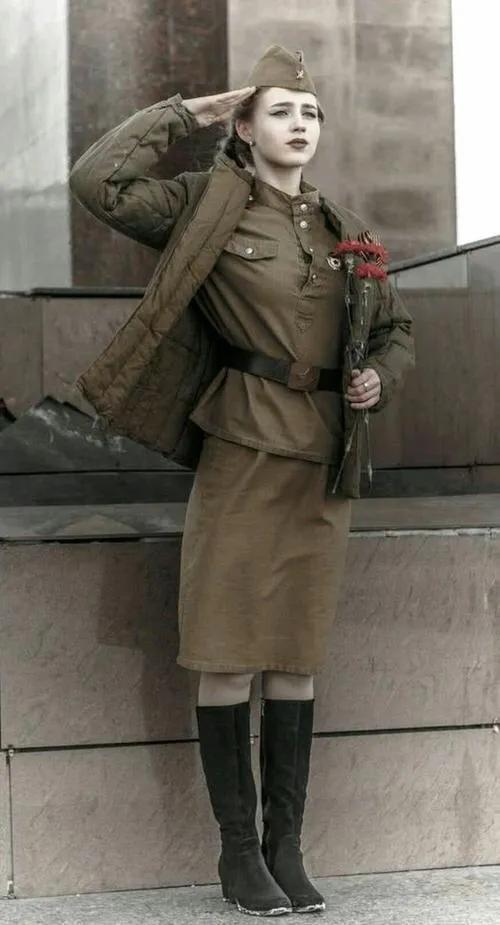 被克格勃抓捕了三十年的苏军女兵马卡洛娃,这个故事是
