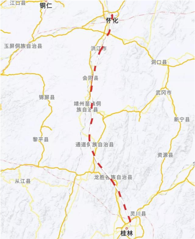 怀桂高铁在此之前有线路的争议,西线经过洪江,会同,靖州,通道等县