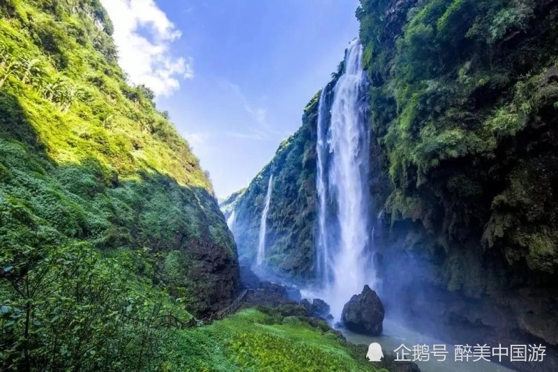 探访马岭河峡谷,拥有大小瀑布上百余条,游玩攻略精美呈现