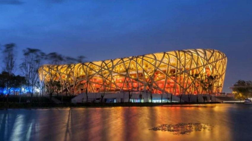 2008年奥运会举办后,斥34亿巨资修建的鸟巢,是赔还是赚?