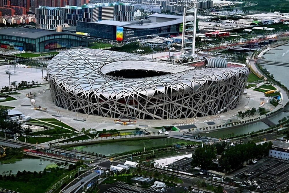 2008年奥运会举办后,斥34亿巨资修建的鸟巢,是赔还是赚?
