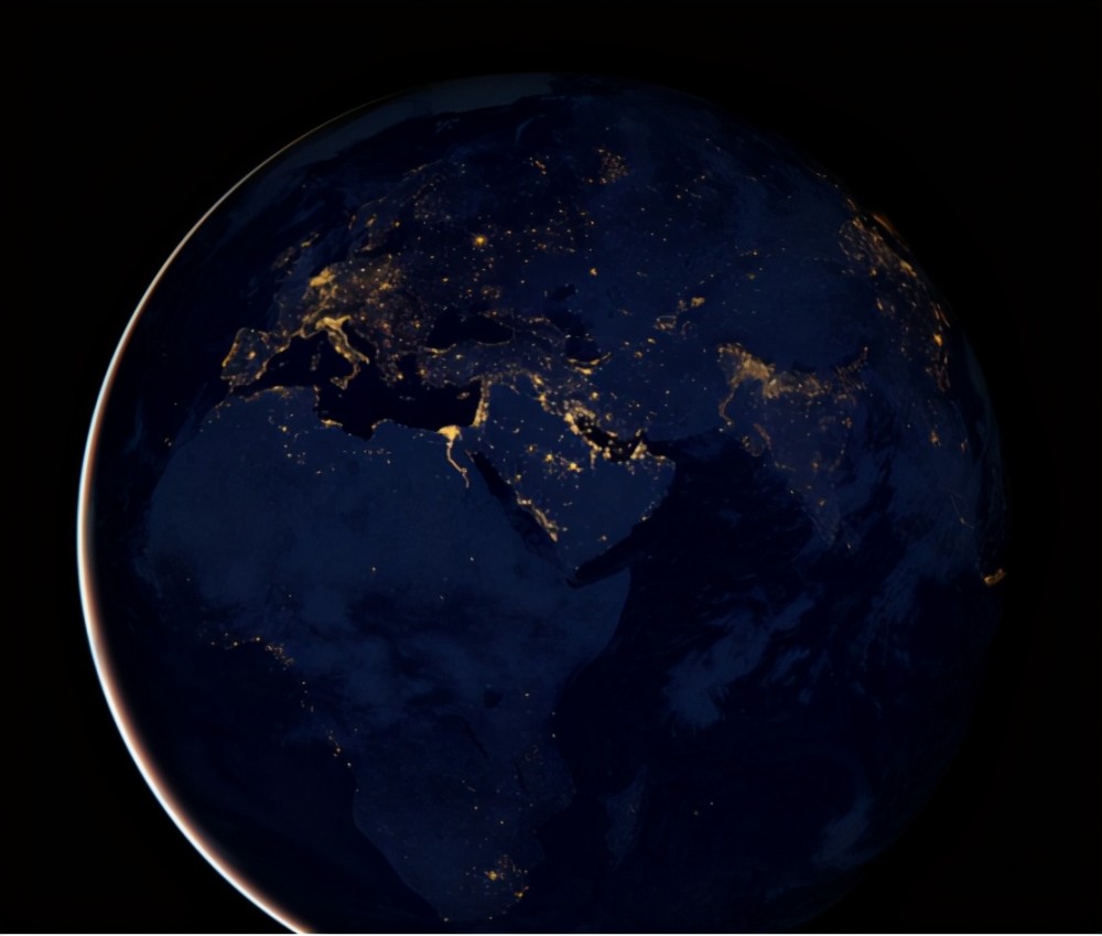 人类已经暴露?神舟十二号在太空中拍到北京夜景,地球正在变样
