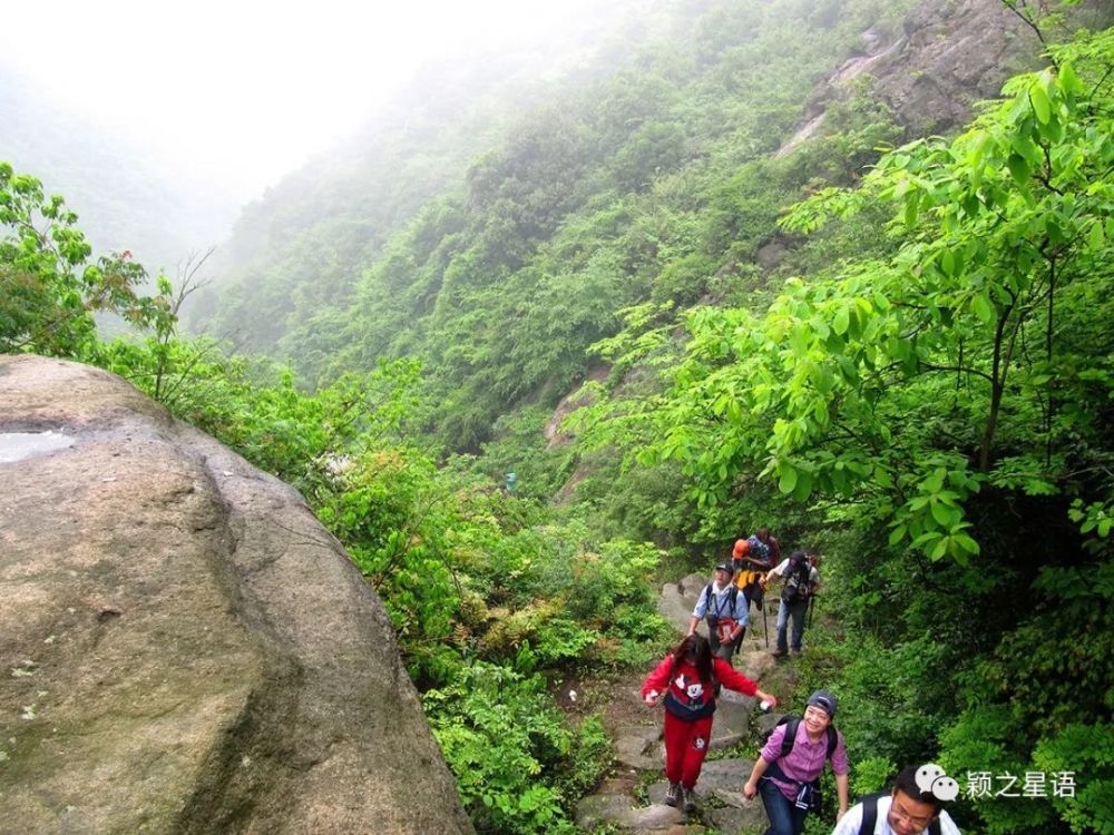 栲栳山古道,连通上林湖和里杜湖,风光奇胜