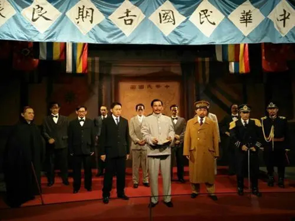 孙中山当总统:禁万岁,倡民主,爱百姓,6件小事令人令人