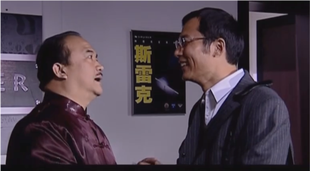 反观丁元英,只有百十万可用资产,几个音响发烧友和一大帮等着扶贫的