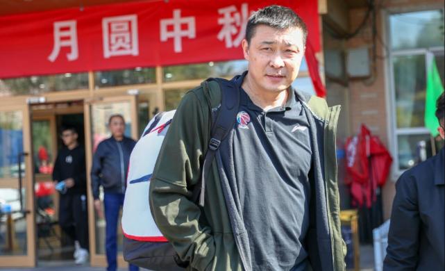 郭昱彰|cba联赛|鲁吐布拉|新疆男篮|周琦|艾孜麦提·吐逊