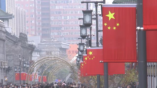 太原:国庆长假好去处 钟楼街里觅"芳"踪