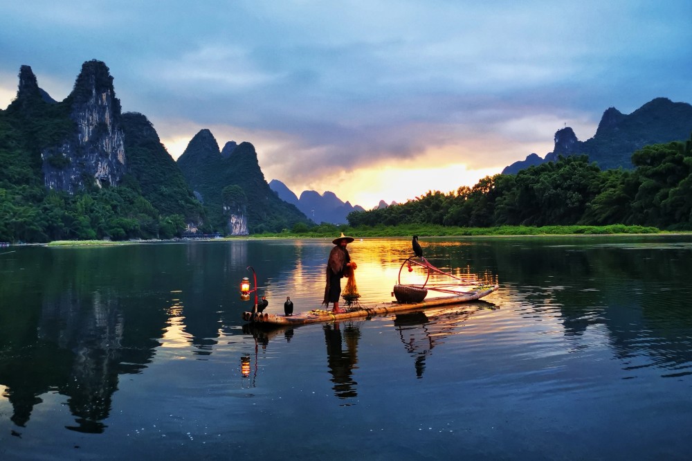 桂林漓江美景:黄布倒影.骆驼过江