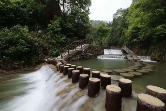 药姑山内冲瑶族村景区 3,黄袍山疑是盘瑶最早千家峒考察——