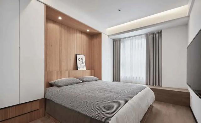 卧室中的床和衣柜怎么摆放才最合理位置选对了美观还省空间