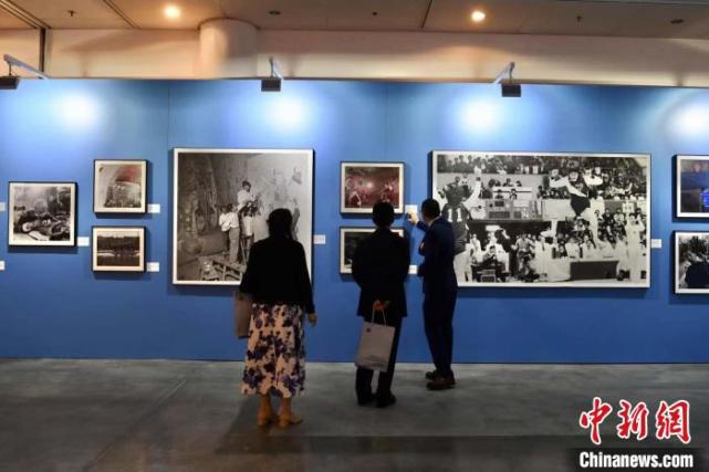 光影记忆 百年风华——《国家相册》大型图片典藏展在香港开幕_腾讯新闻