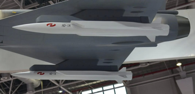 亮相珠海航展的hd-1a超音速巡航导弹模型